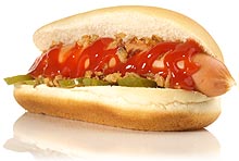 Hot Dog mit Ketchup